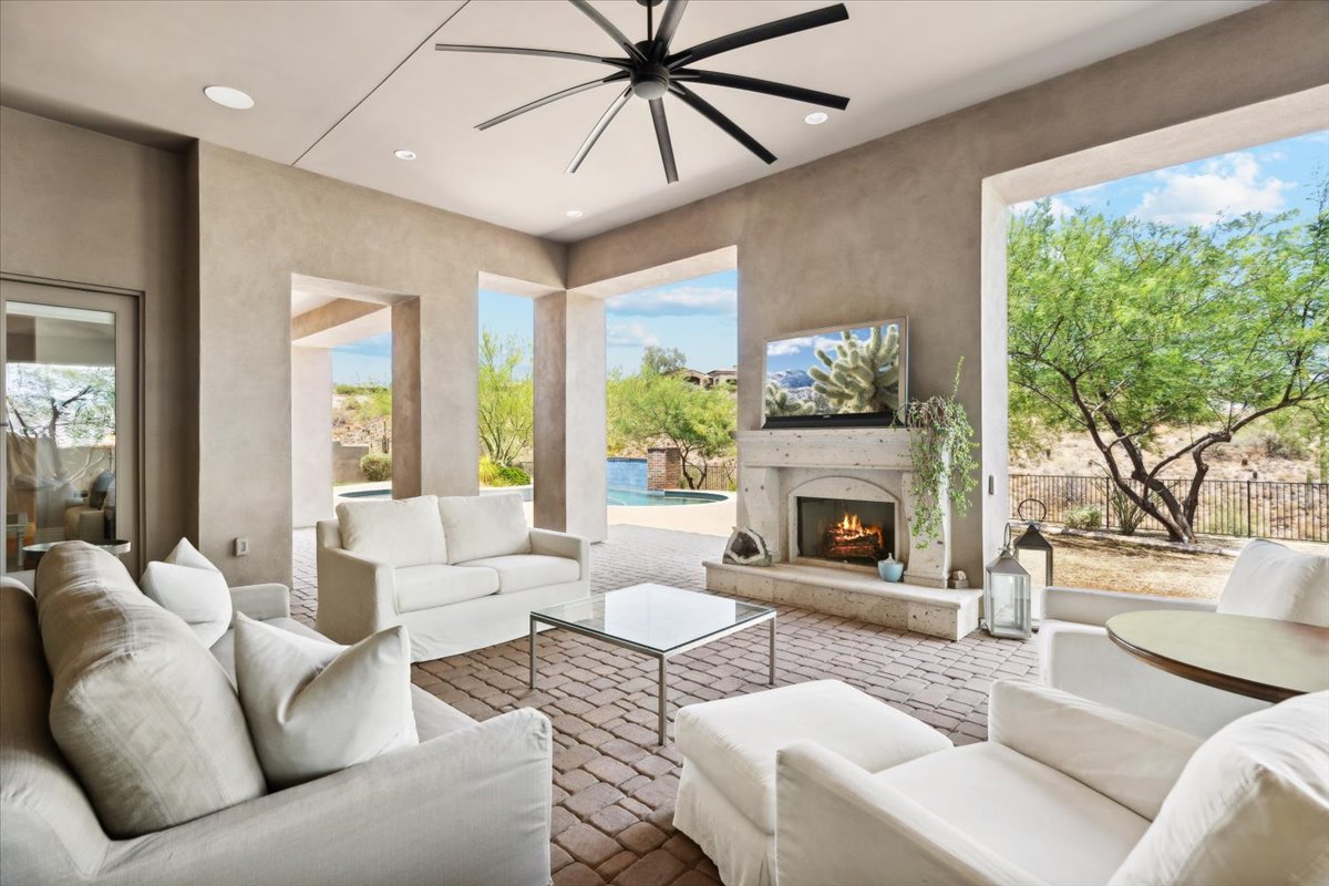 A luxury home in the Eagle Ridge of Fountain Hills.