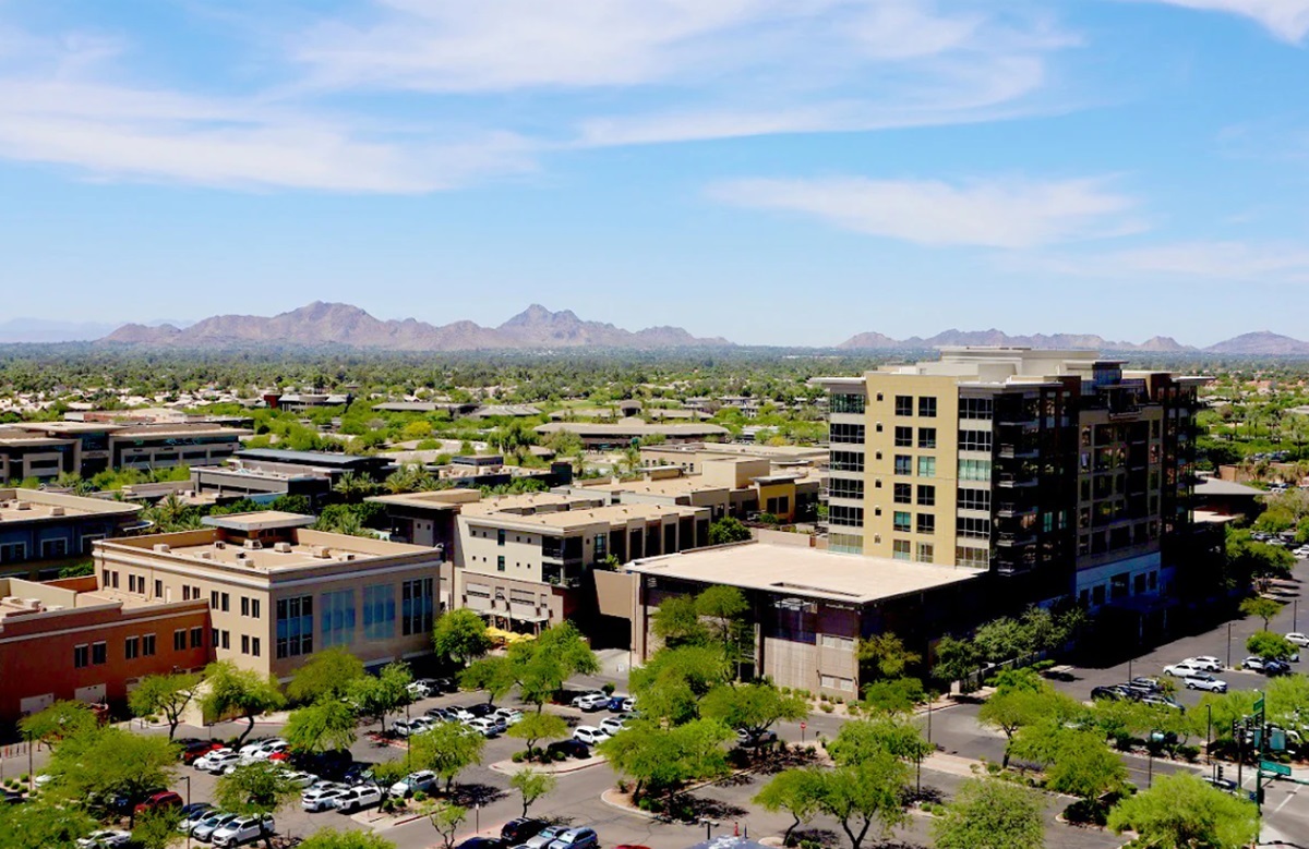 Kierland Commons.