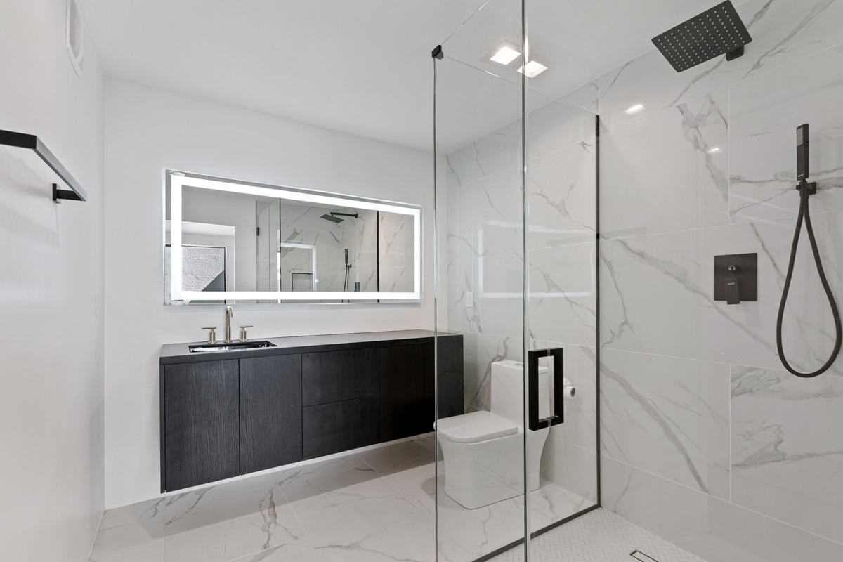 Modern townhome in Royale Gardens in Old Town Scottsdale.