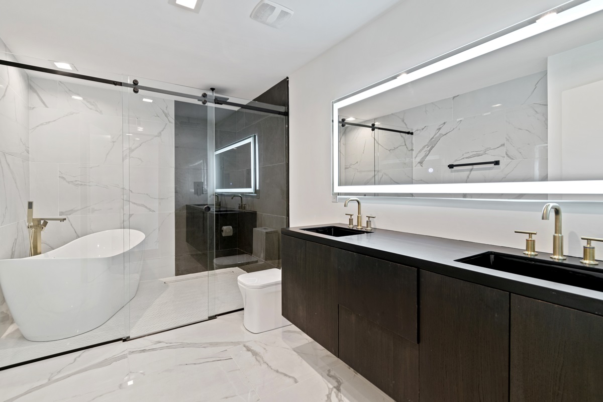 Modern townhome in Royale Gardens in Old Town Scottsdale.