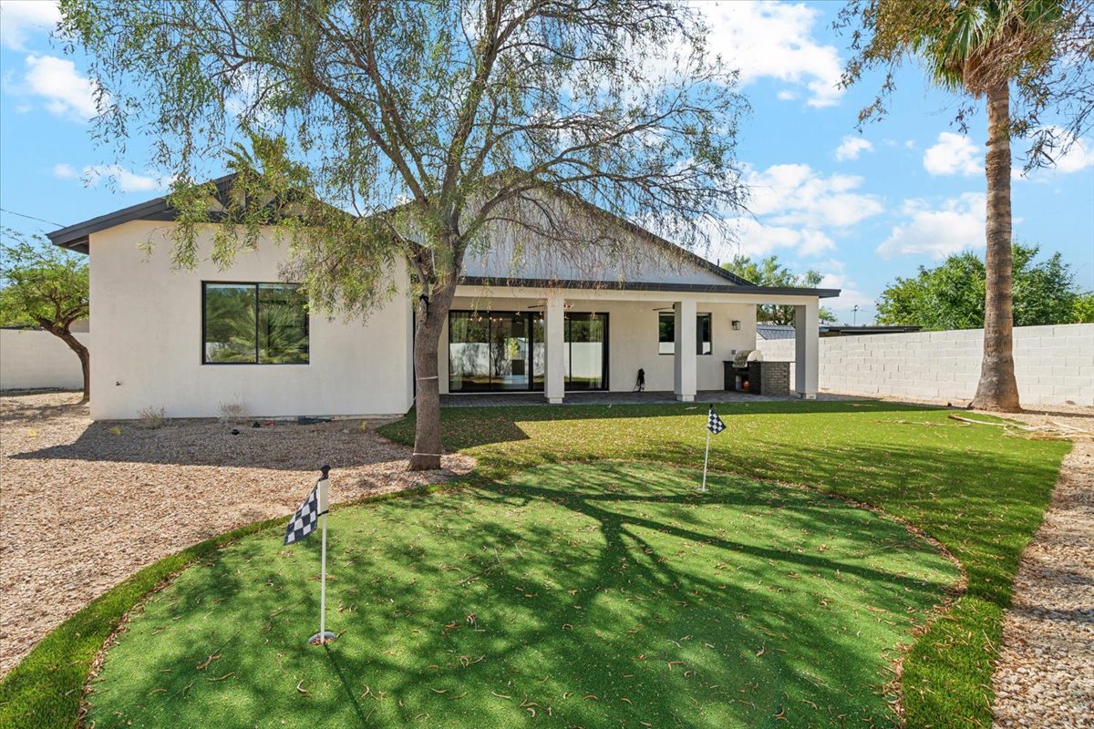 A home for sale in Scottsdale, Arizona.