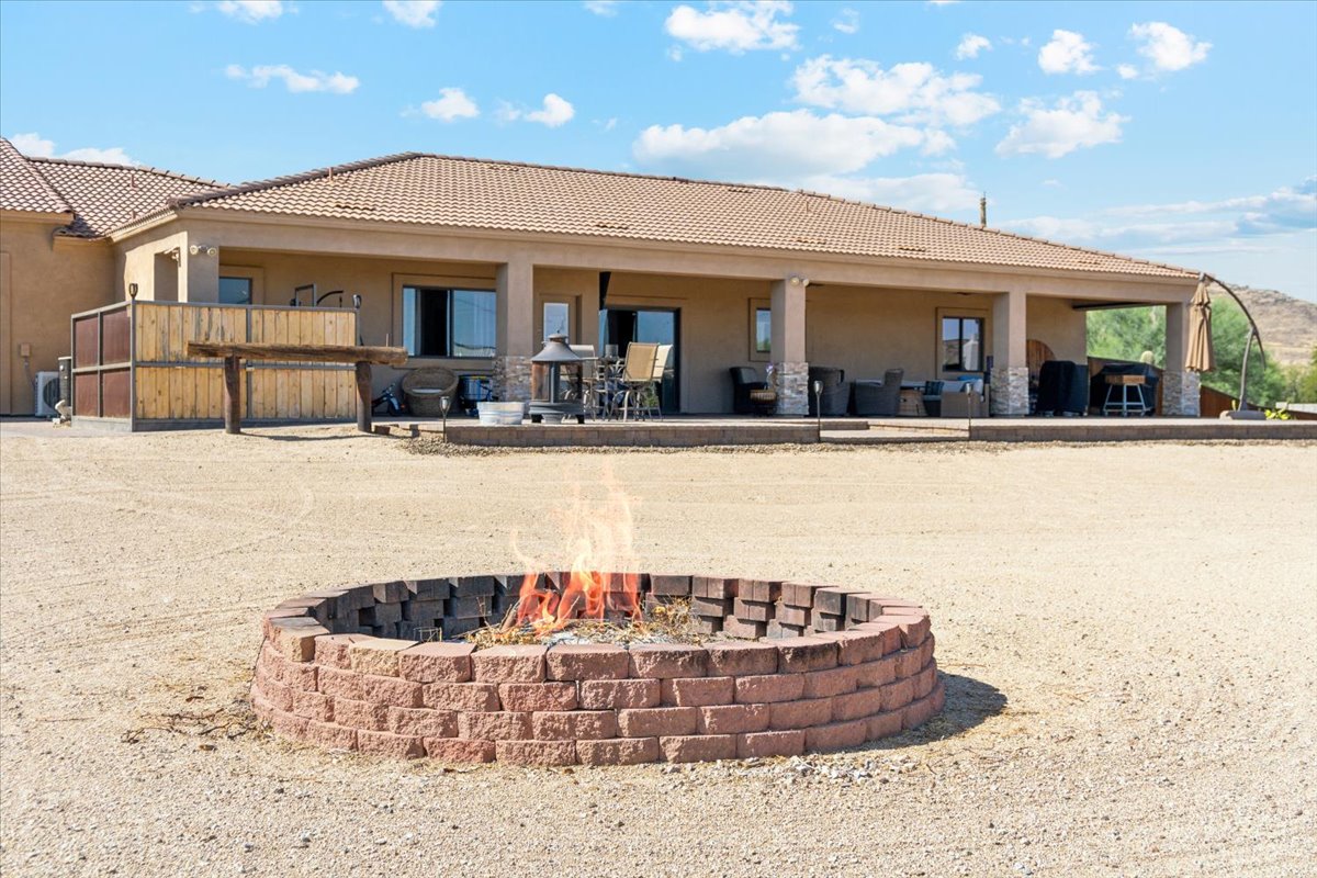 House for sale in Desert Ridge.