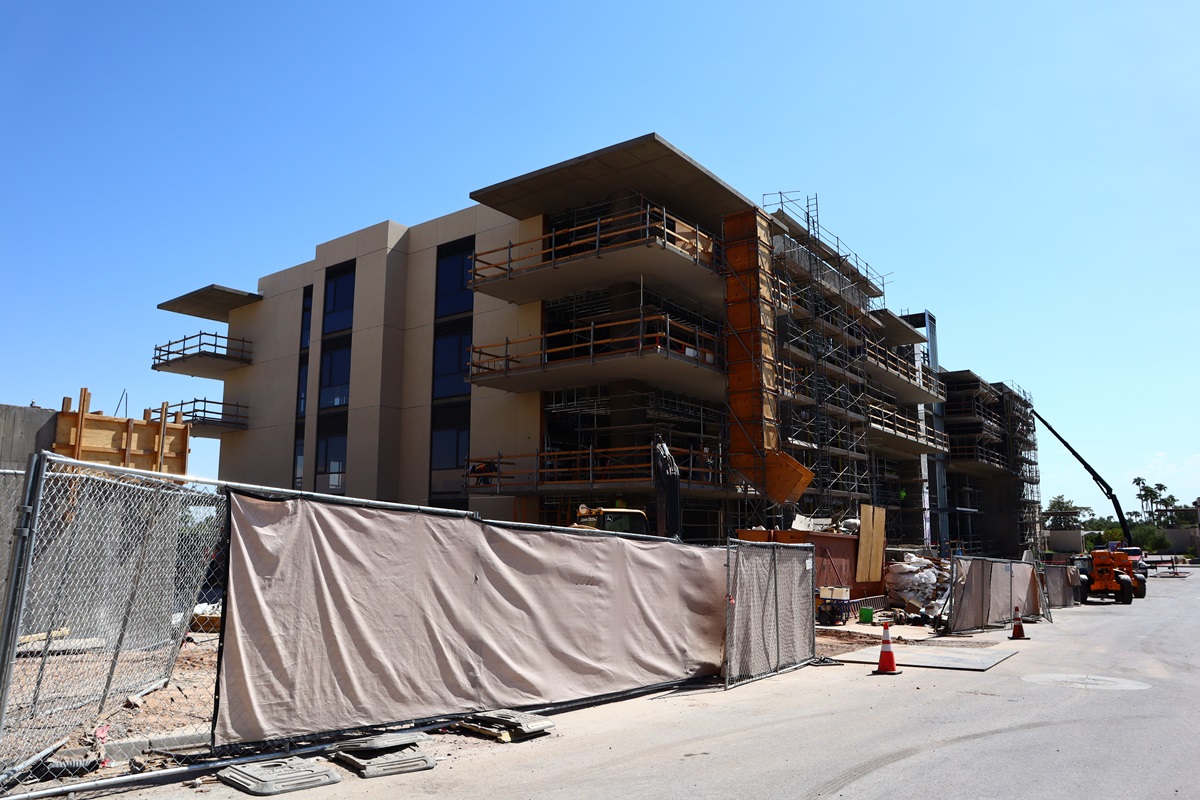 Construction photo of The Gold Villas at Ascent at The Phoenician.