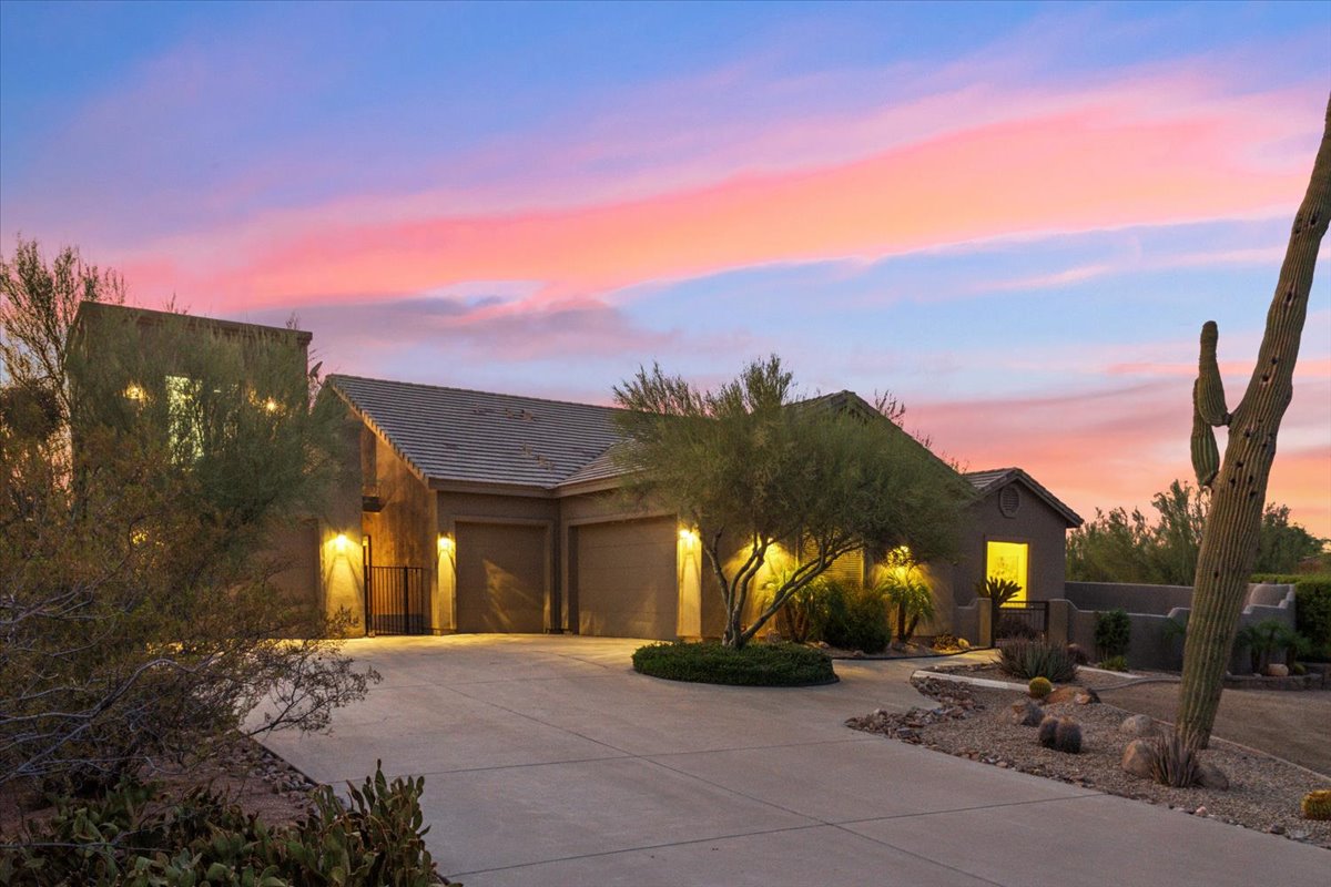 Exterior of a home for sale in Phoenix at sunset.