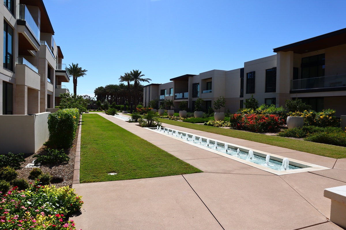 The Ritz-Carlton, Paradise Valley.