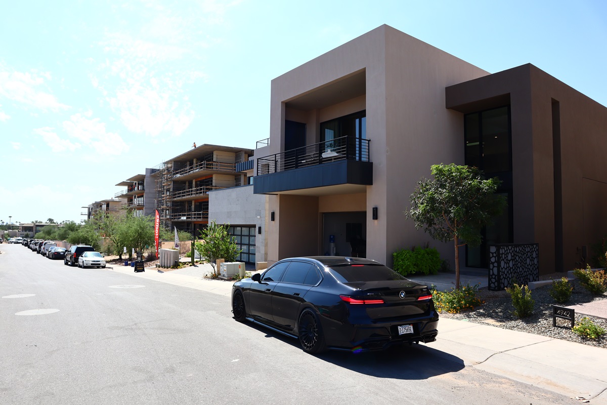 Construction photo of The Estates at Ascent at The Phoenician.