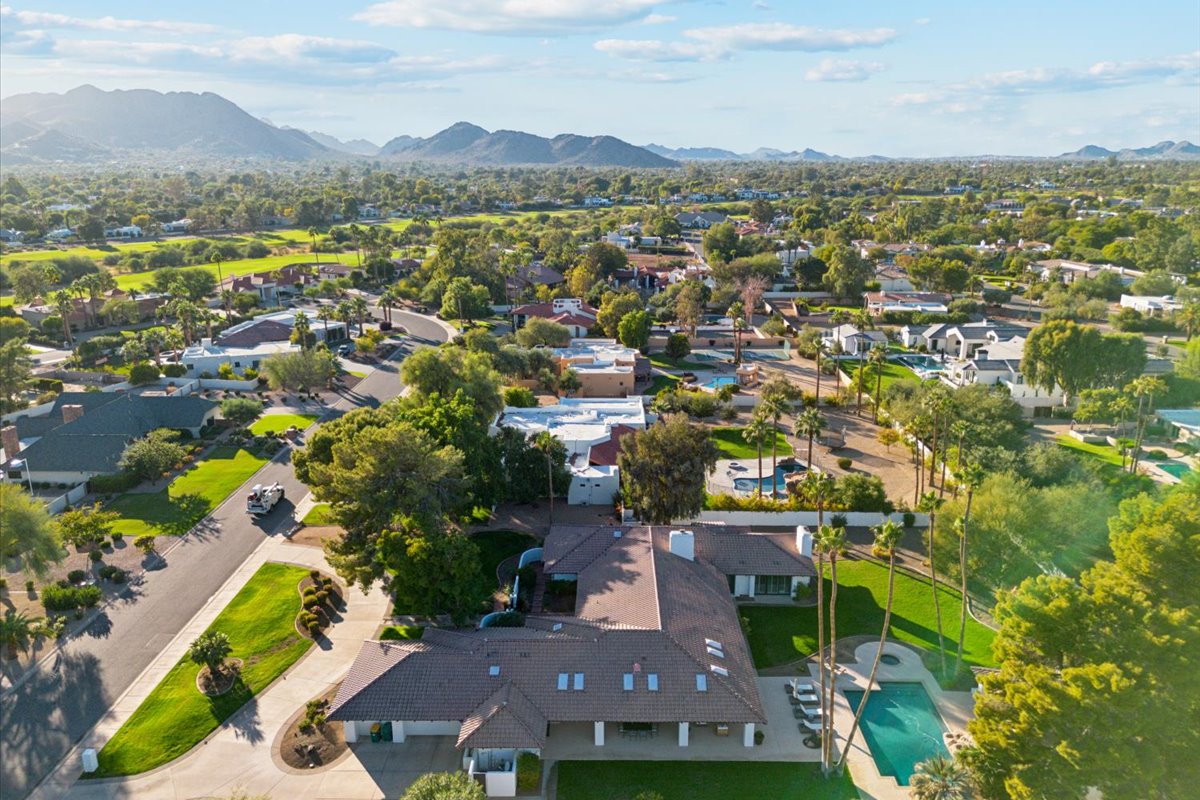Top down view of luxury home in Paradise Valley.