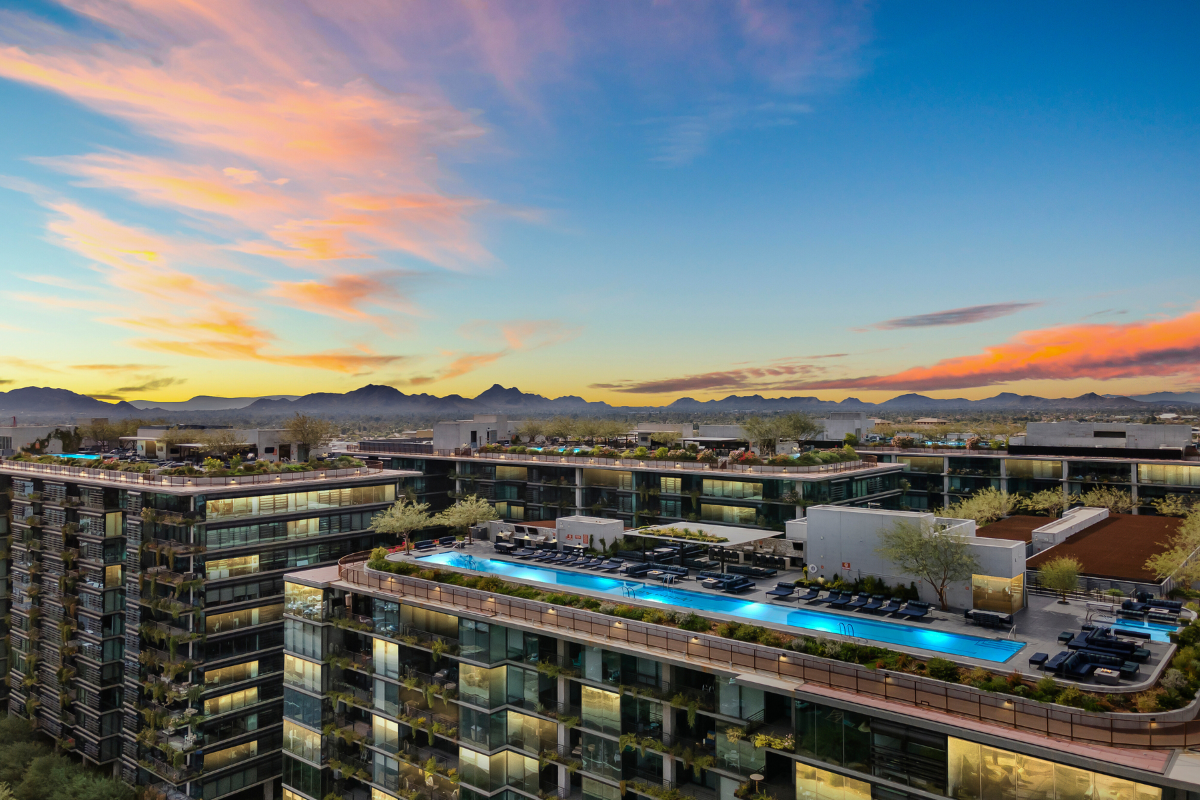 A photo of the rooftop Sky Deck at Optima Kierland.