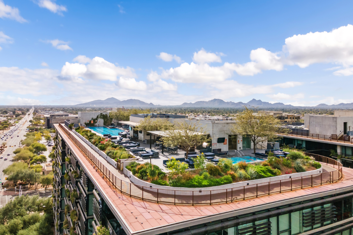 A photo of the rooftop Sky Deck at Optima Kierland.