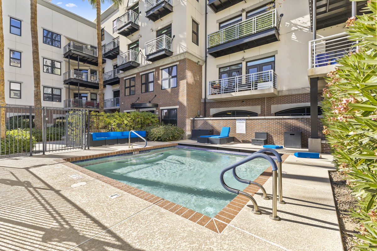 An image of Artisan Lofts in Central Phoenix.