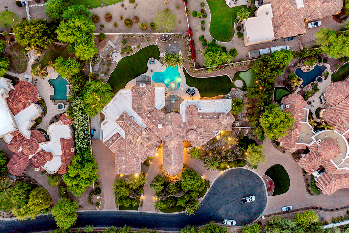 A top-down drone shot of a luxury home in Paradise Valley.