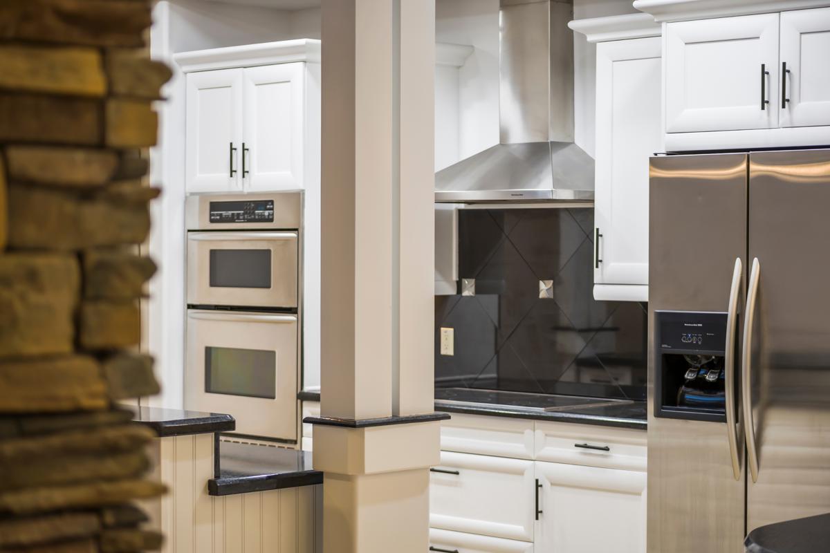 The kitchen of a luxury home in Central Phoenix.