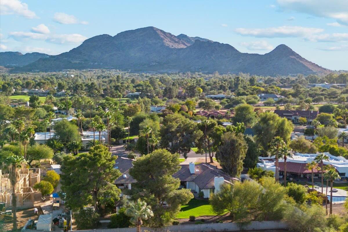 landscape view of Paradise Valley, AZ