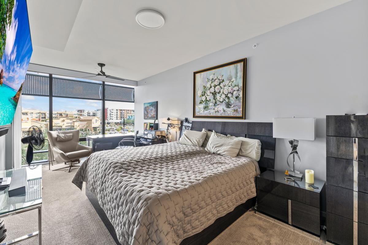 luxury apartments bedroom in Scottsdale AZ