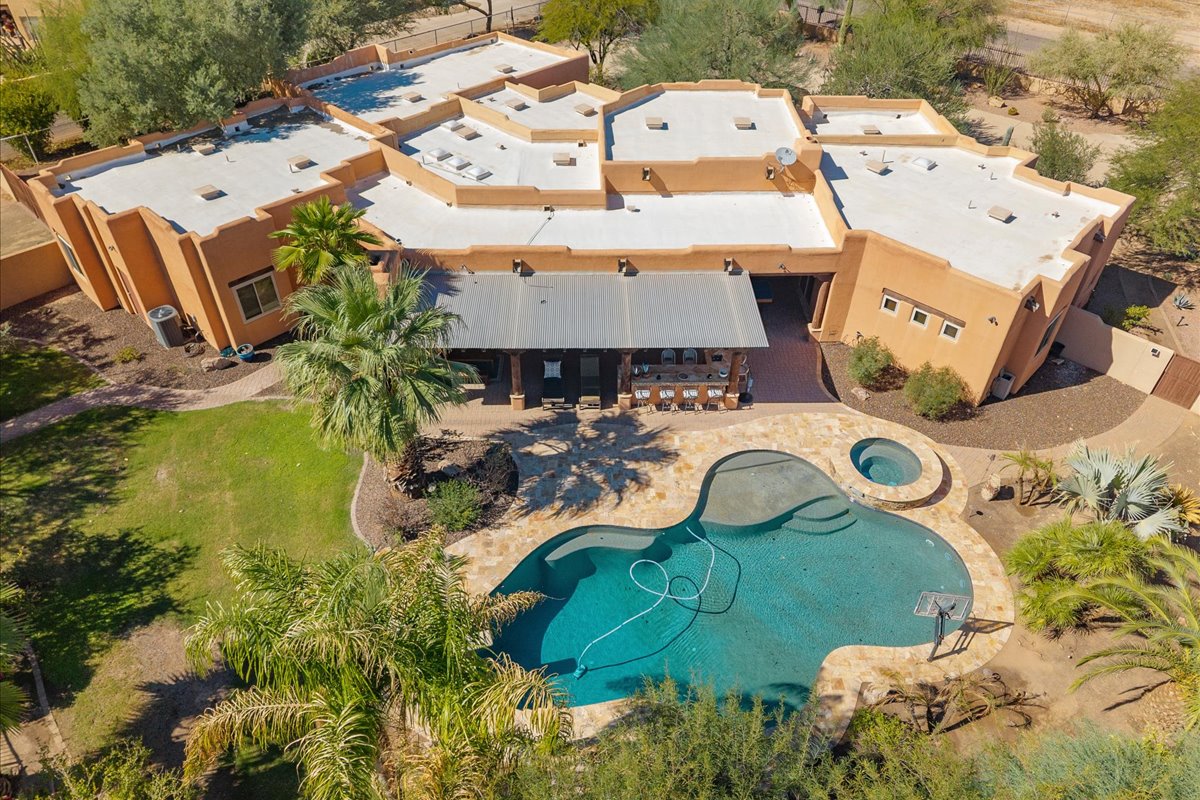 Equestrian estate for sale in Chandler, Arizona.