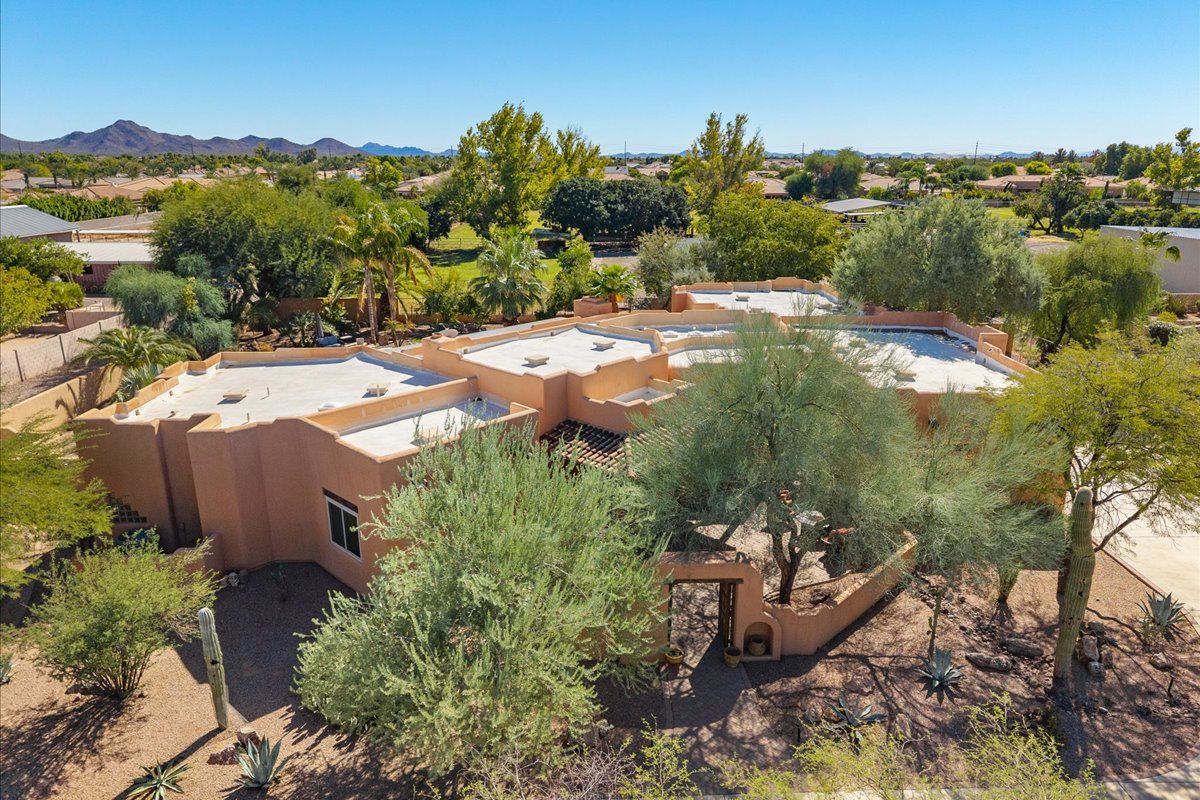 Equestrian estate for sale in Chandler, Arizona.