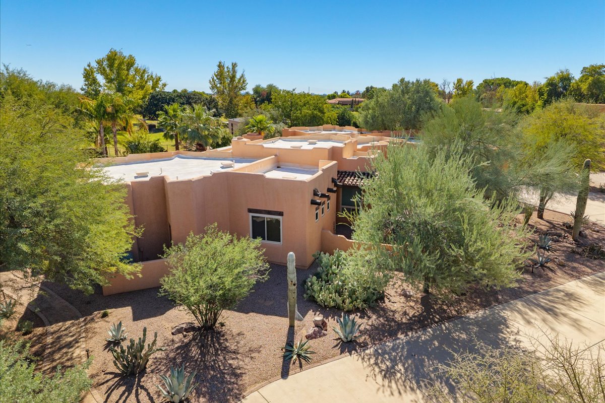 Equestrian estate for sale in Chandler, Arizona.