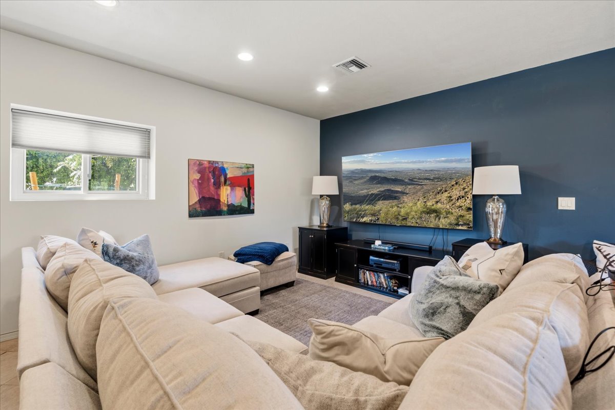 Equestrian estate for sale in Chandler, Arizona.