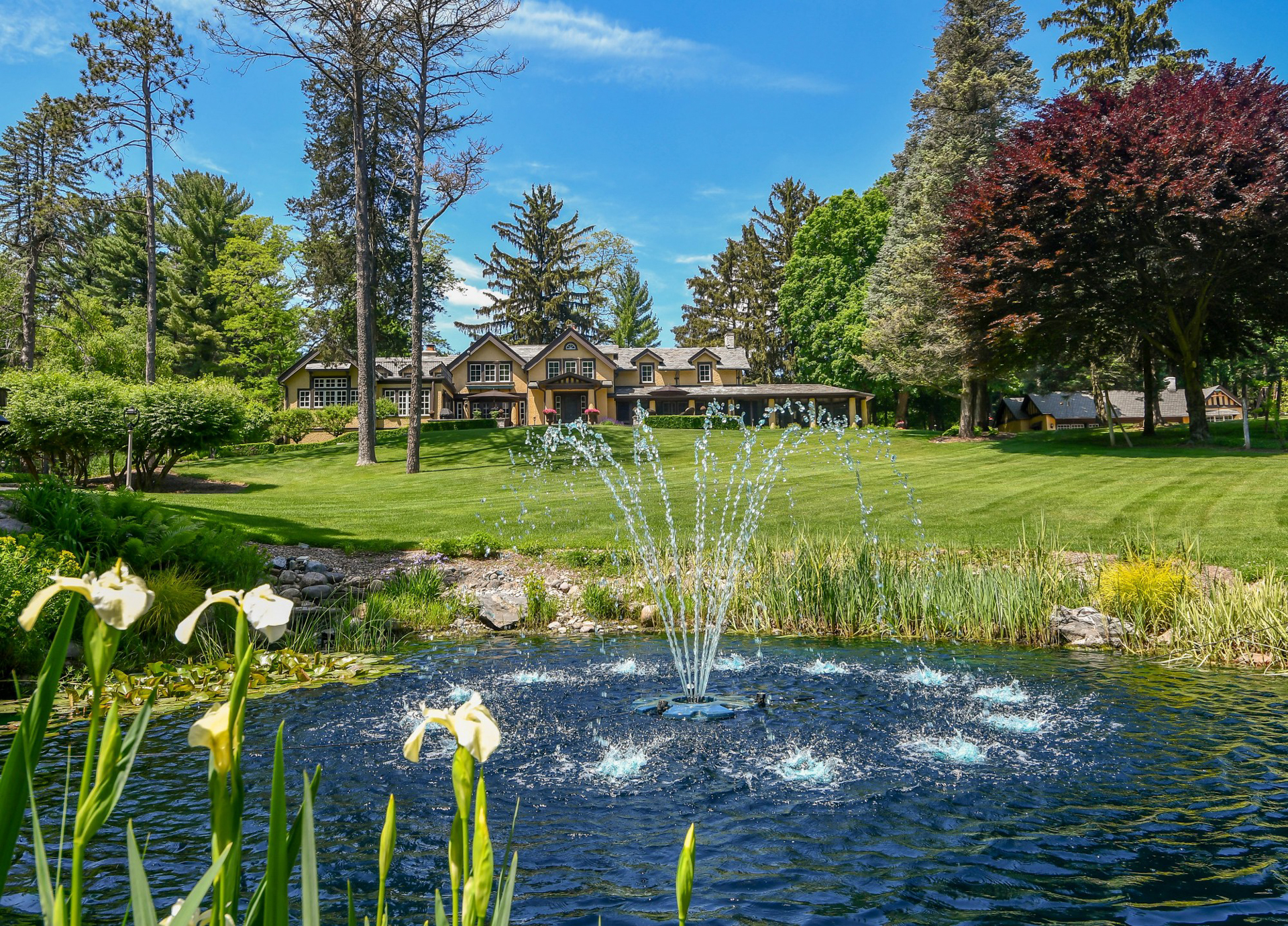 Northcote on North Lake