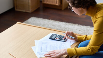 woman doing taxes