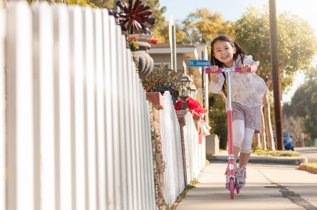 Sunny afternoons and neighborhood sidewalks set the scene for simple childhood joys in Duveneck–St. Francis.