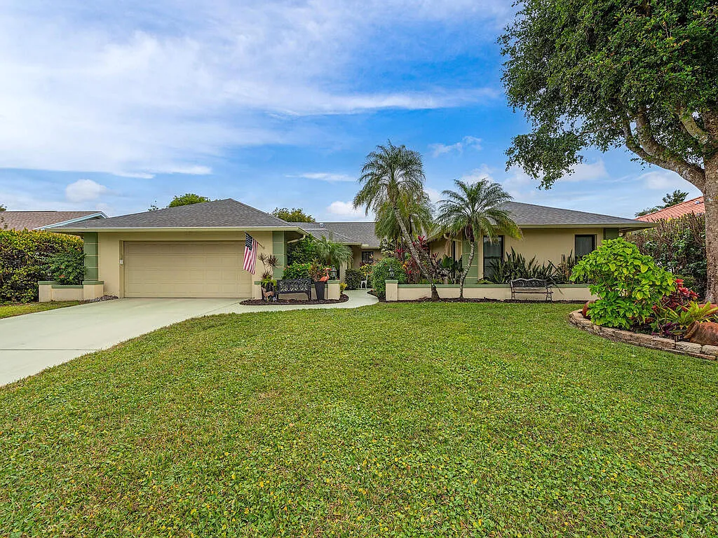 Resale Multigenerational Home Florida Florida resale multigenerational home Sarasota