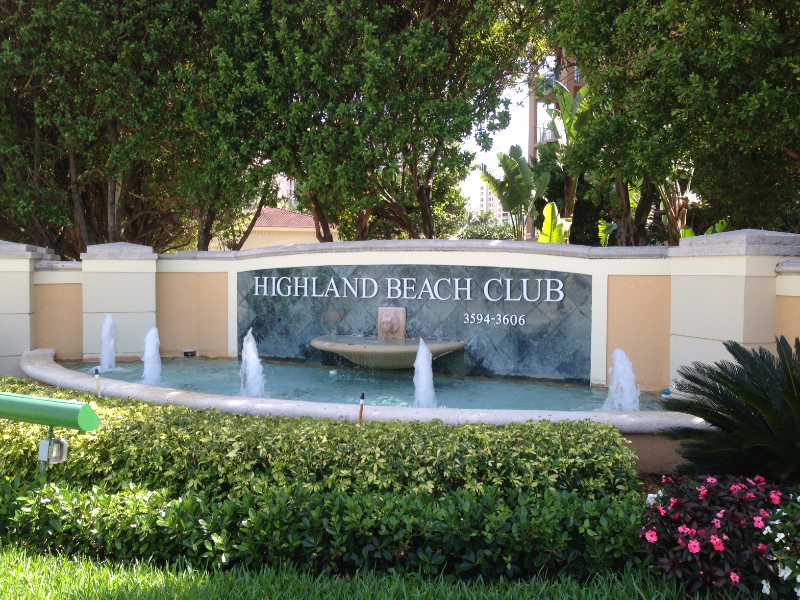 Highland Beach Club