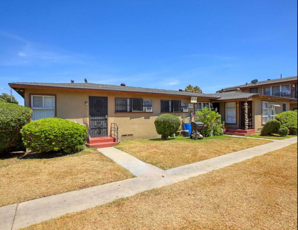 436 W. Magnolia St Compton CA