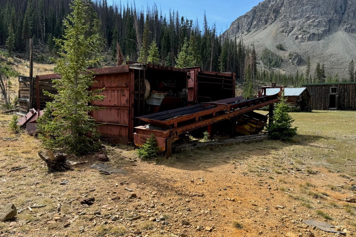 Exploring Kirwin Ghost Town and Wood River in Cody Wyoming