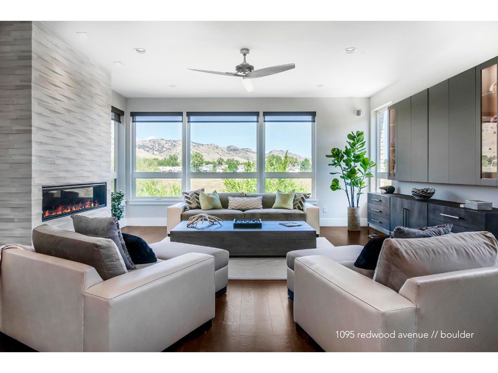 Header image of 1095 Redwood Avenue