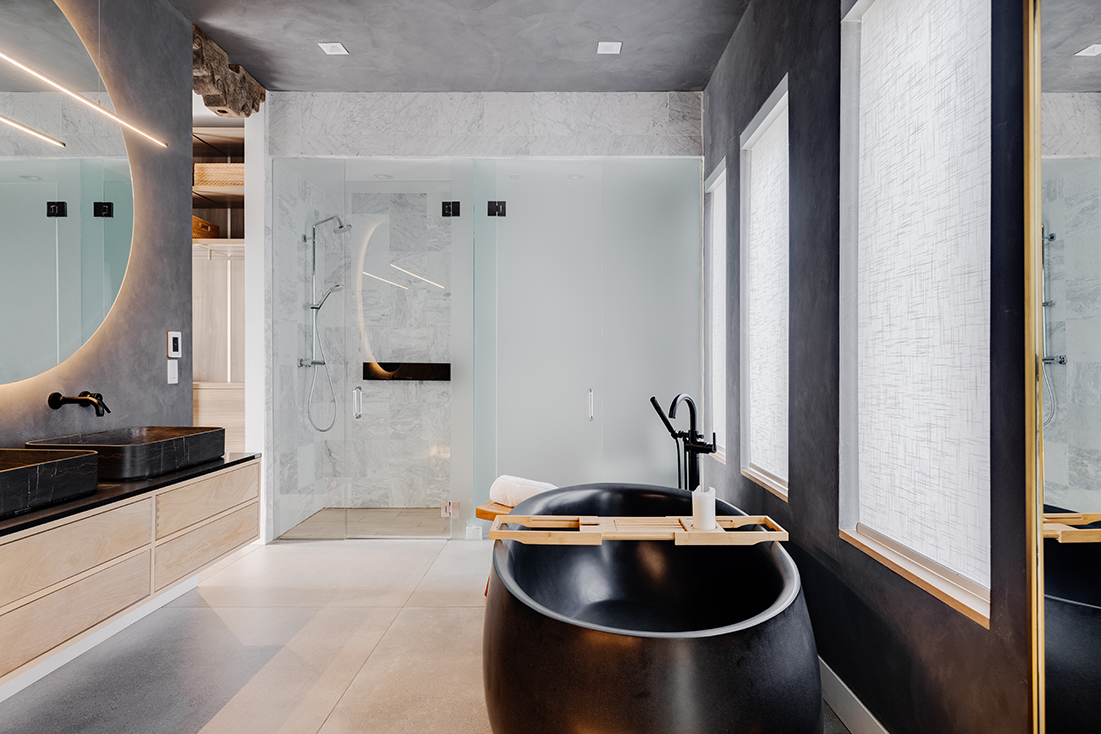 immersive bathroom 1
