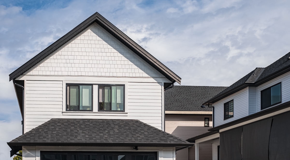 Houses with shingle roof
