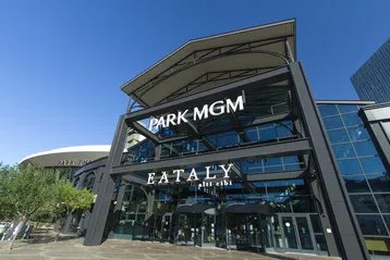 Looking for FREE Entertainment in Las Vegas? Here Are Some Places To Go