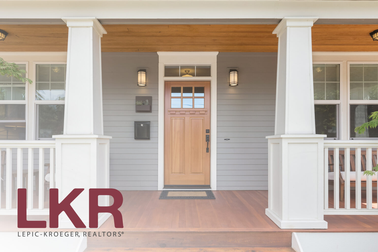 6 Ways to Create Curb Appeal in Shoulder Seasons