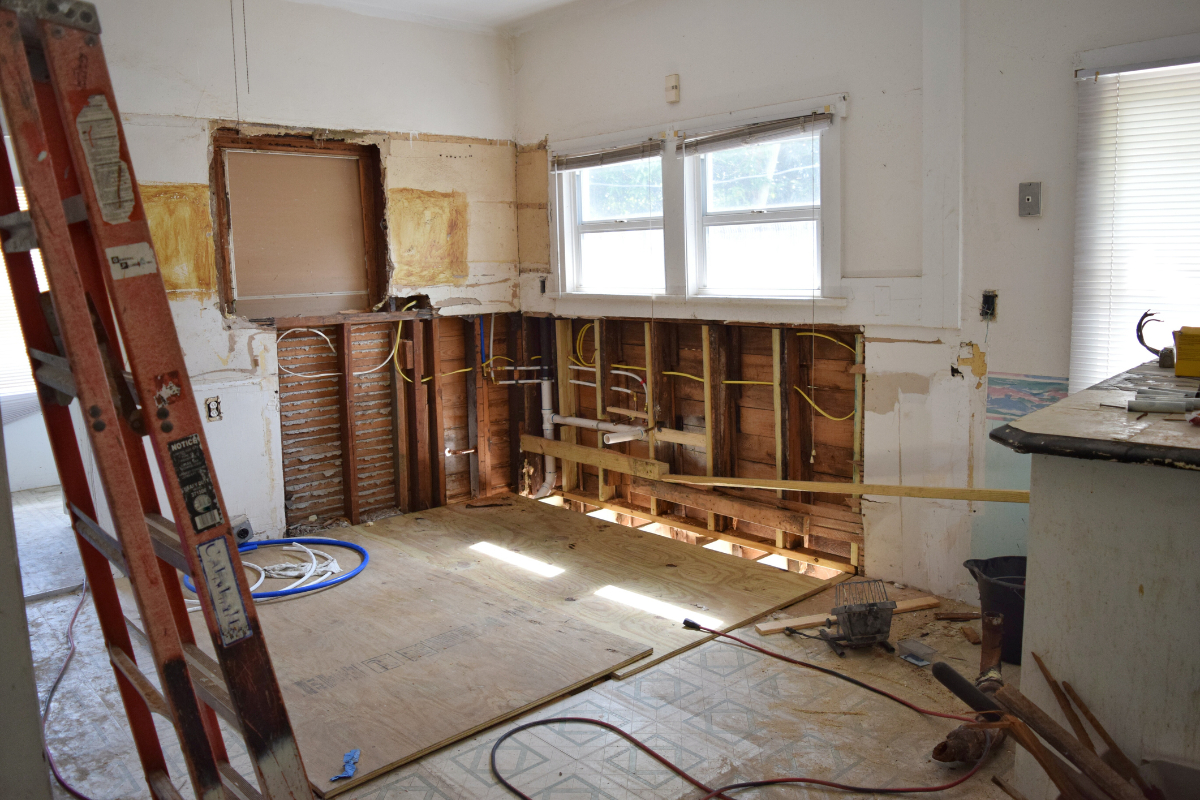 The real cost of holding onto a distressed property in Las Vegas