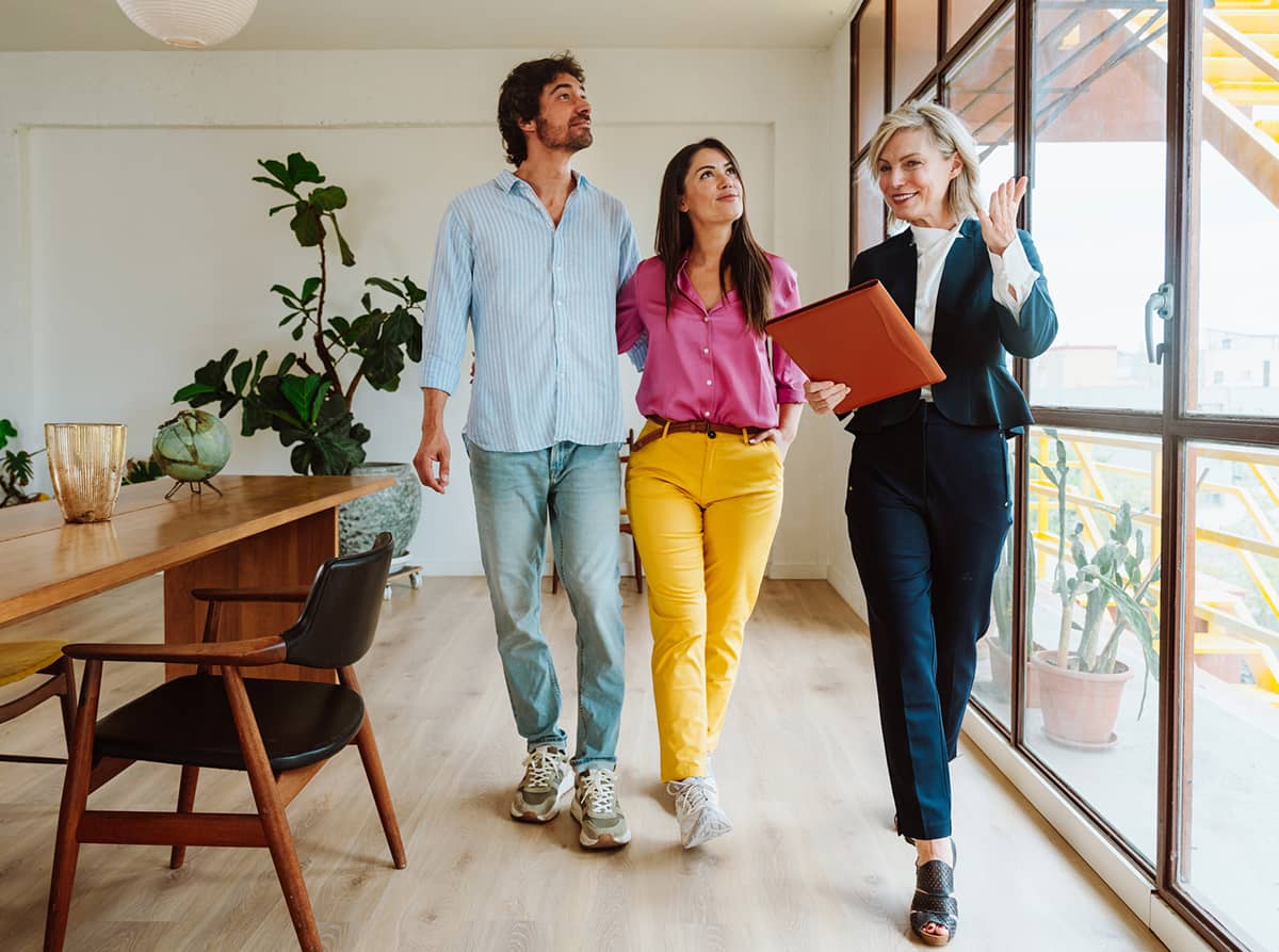 Timing Your Las Vegas Home Sale: List Today or Hold for Spring?