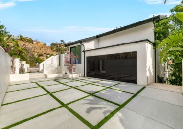 8505 HOLLYWOOD (1)