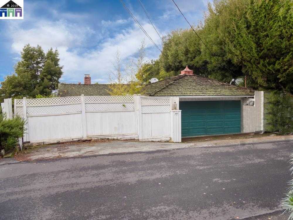 Listing Featured Photo