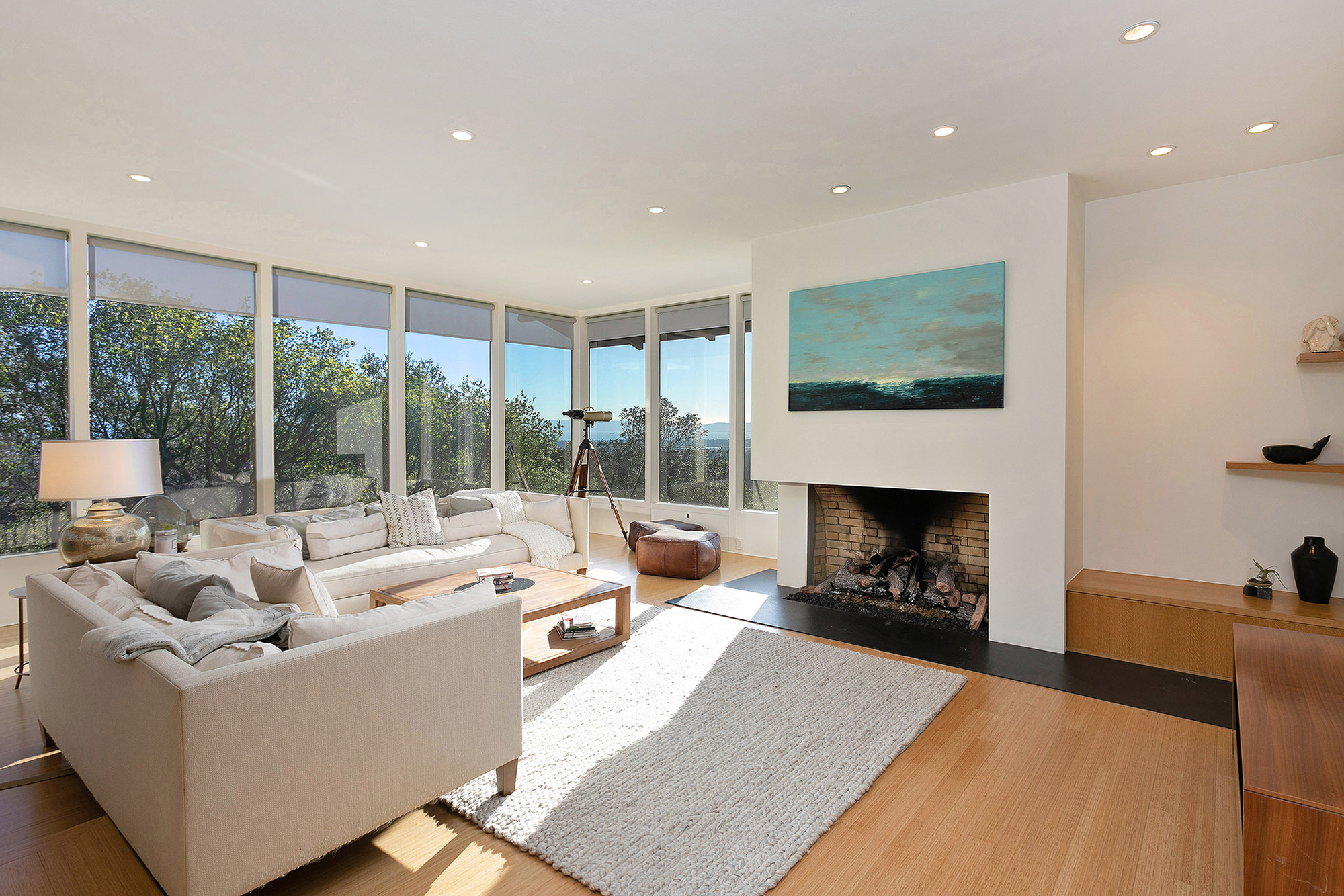 Listing Featured Photo