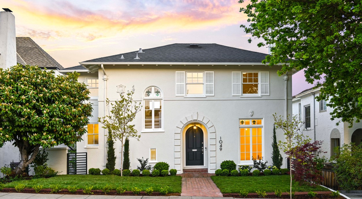 Listing Featured Photo