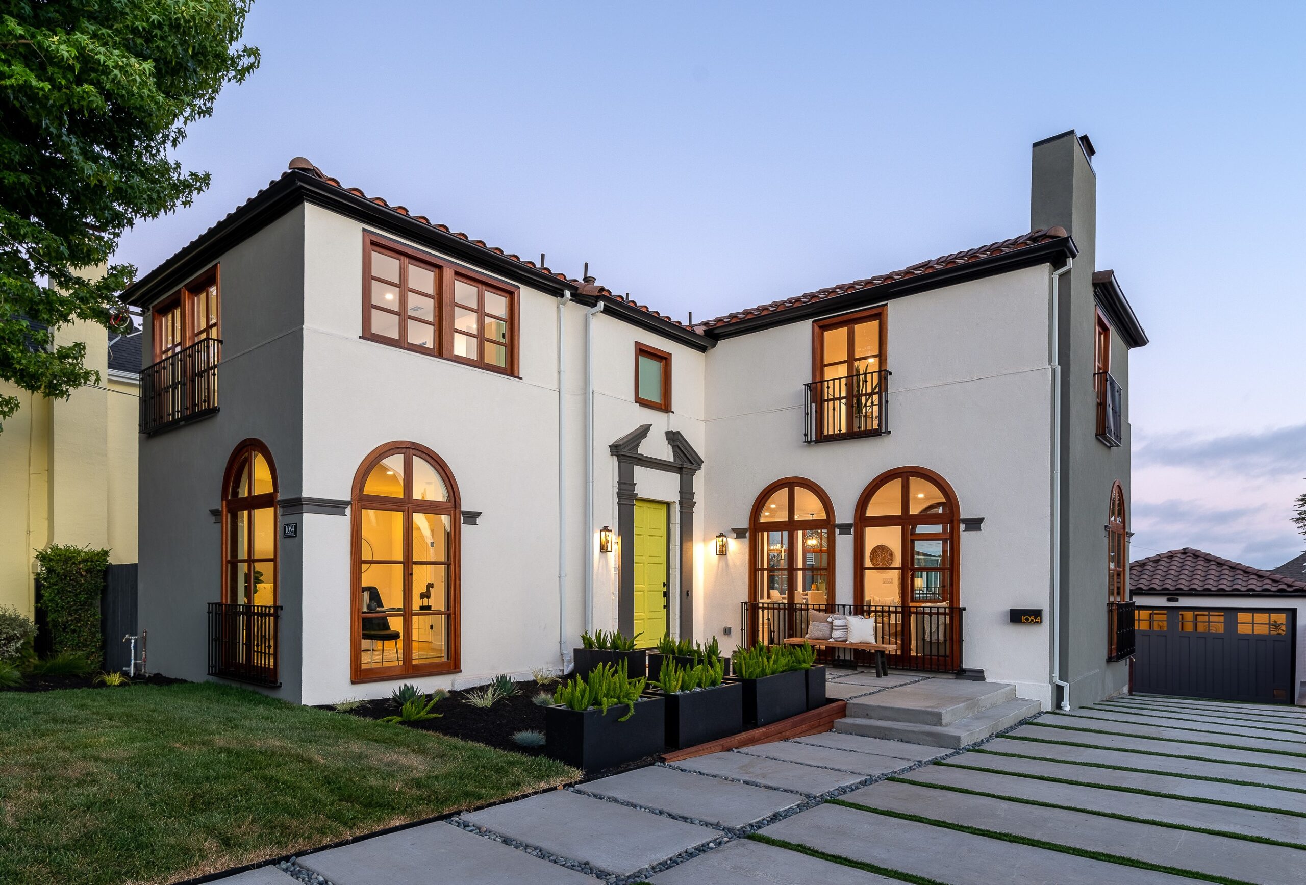 Listing Featured Photo