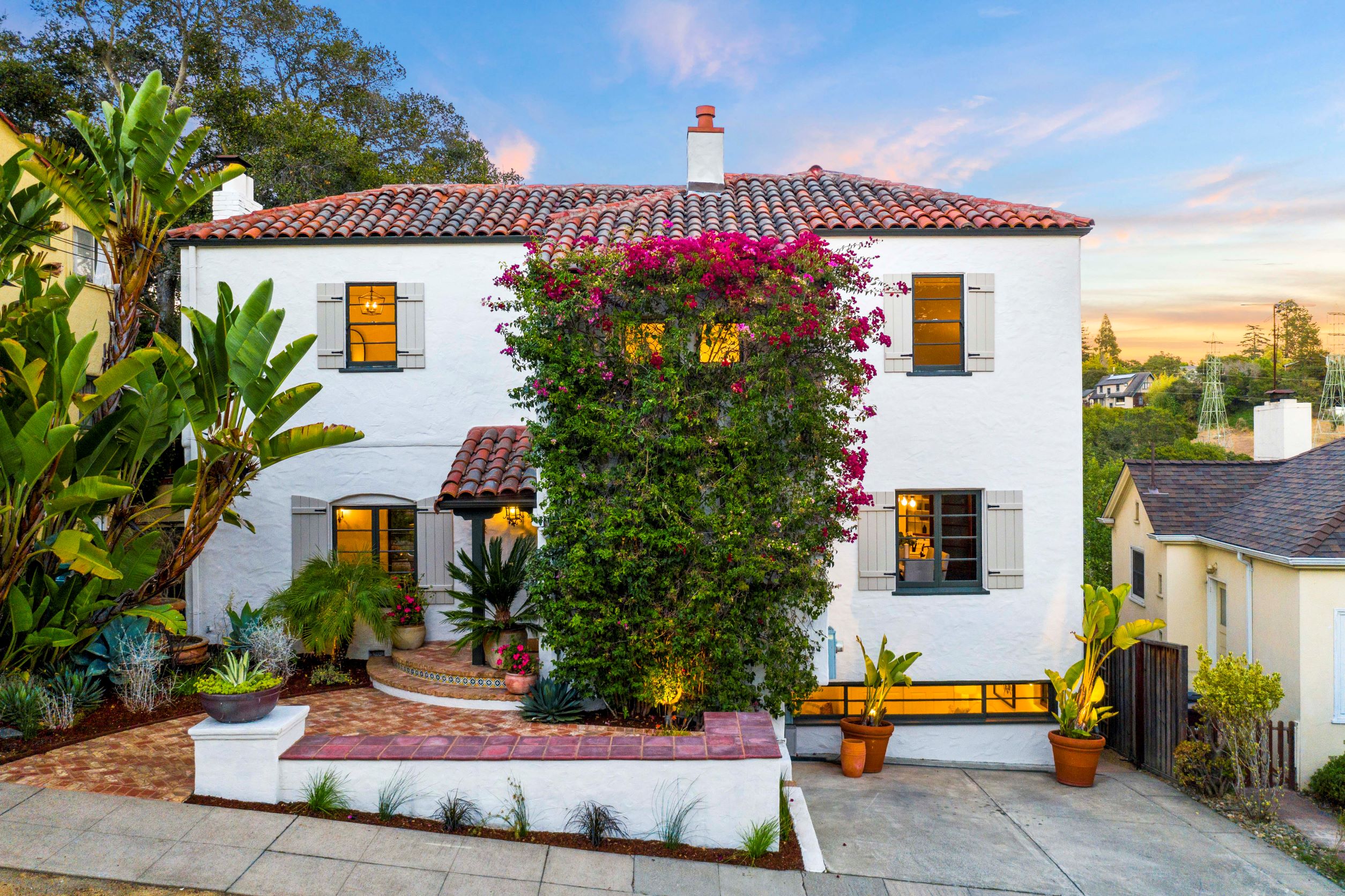 Listing Featured Photo