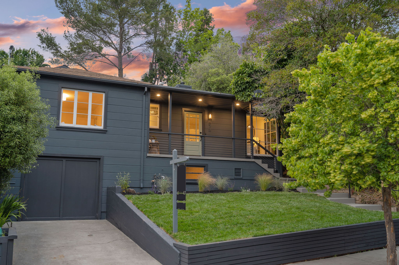 Listing Featured Photo