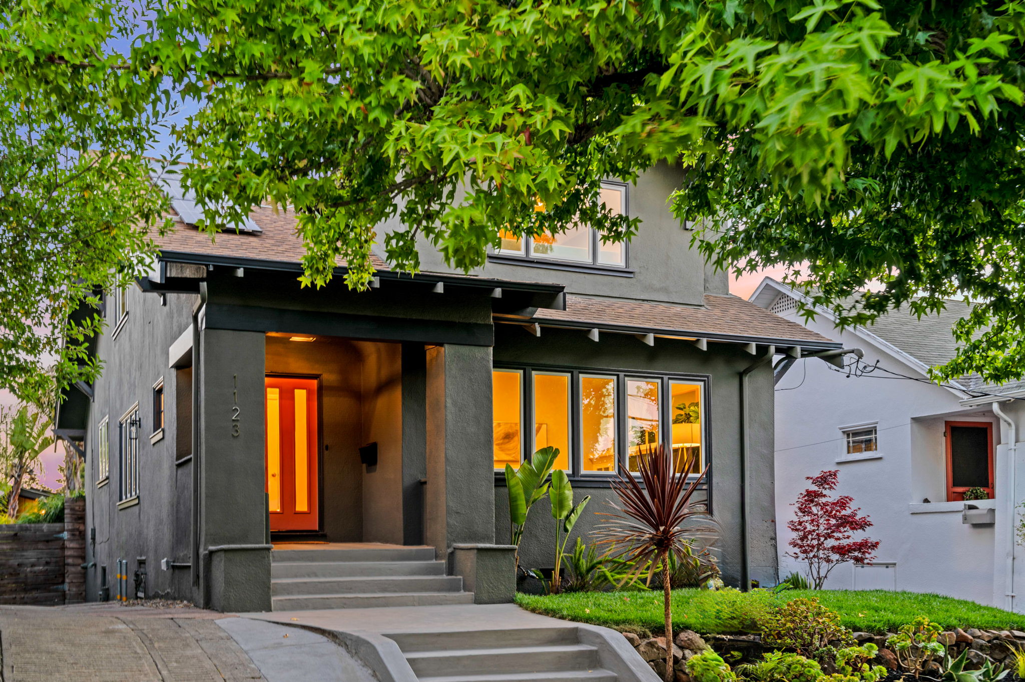 Listing Featured Photo