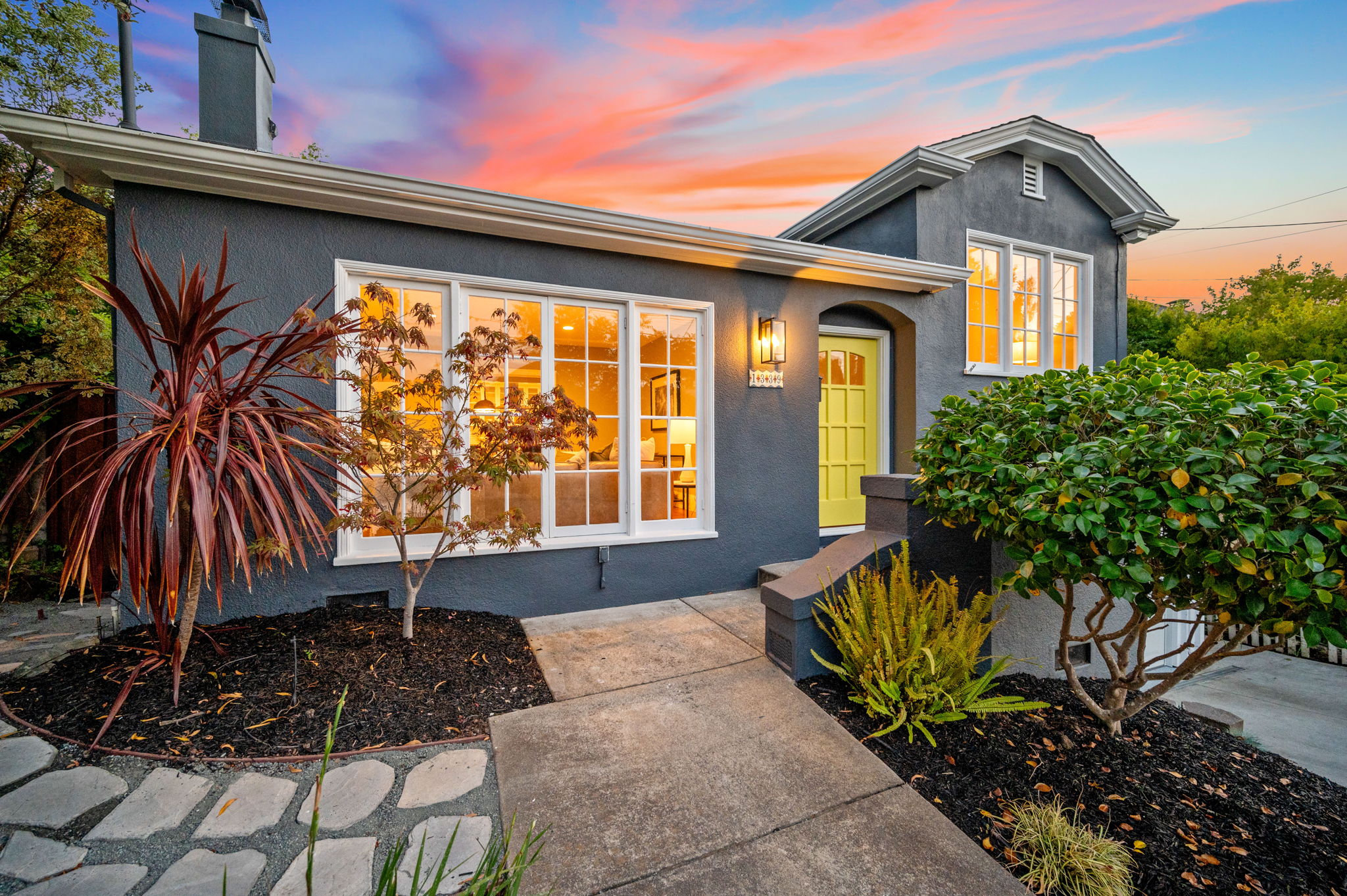 Listing Featured Photo