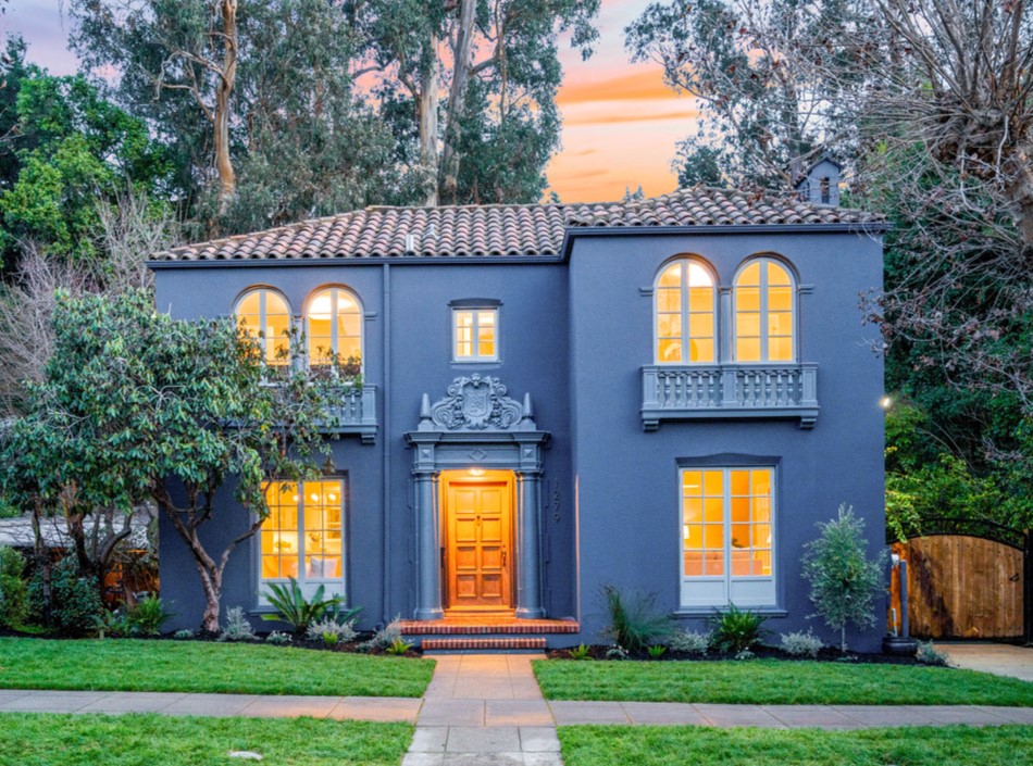 Listing Featured Photo