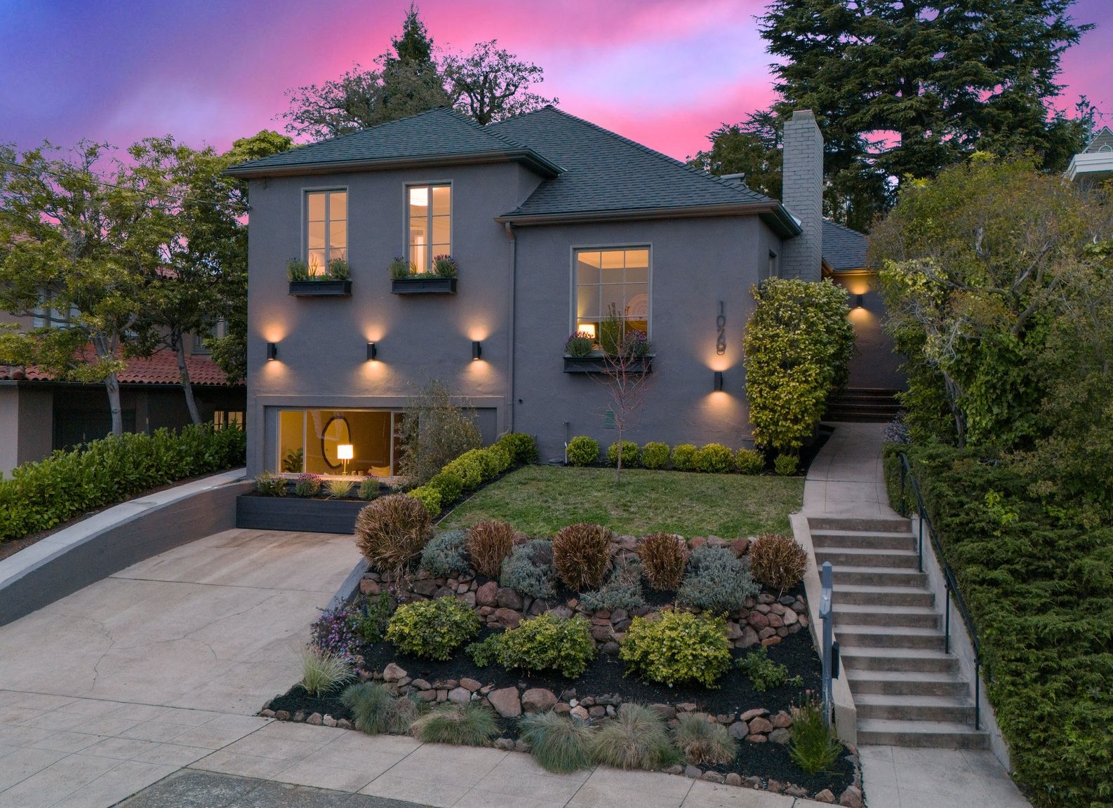 Listing Featured Photo