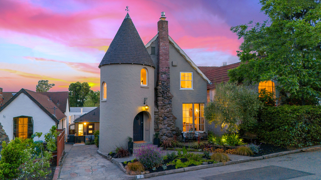 Listing Featured Photo