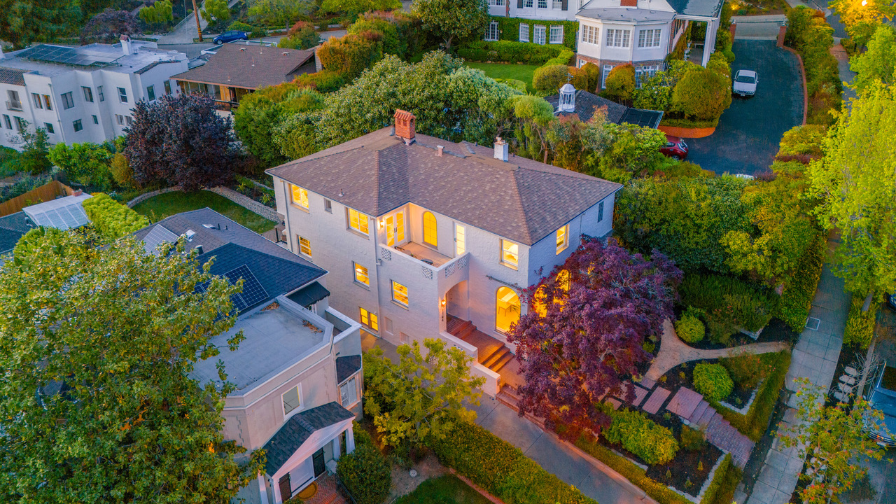 Listing Featured Photo