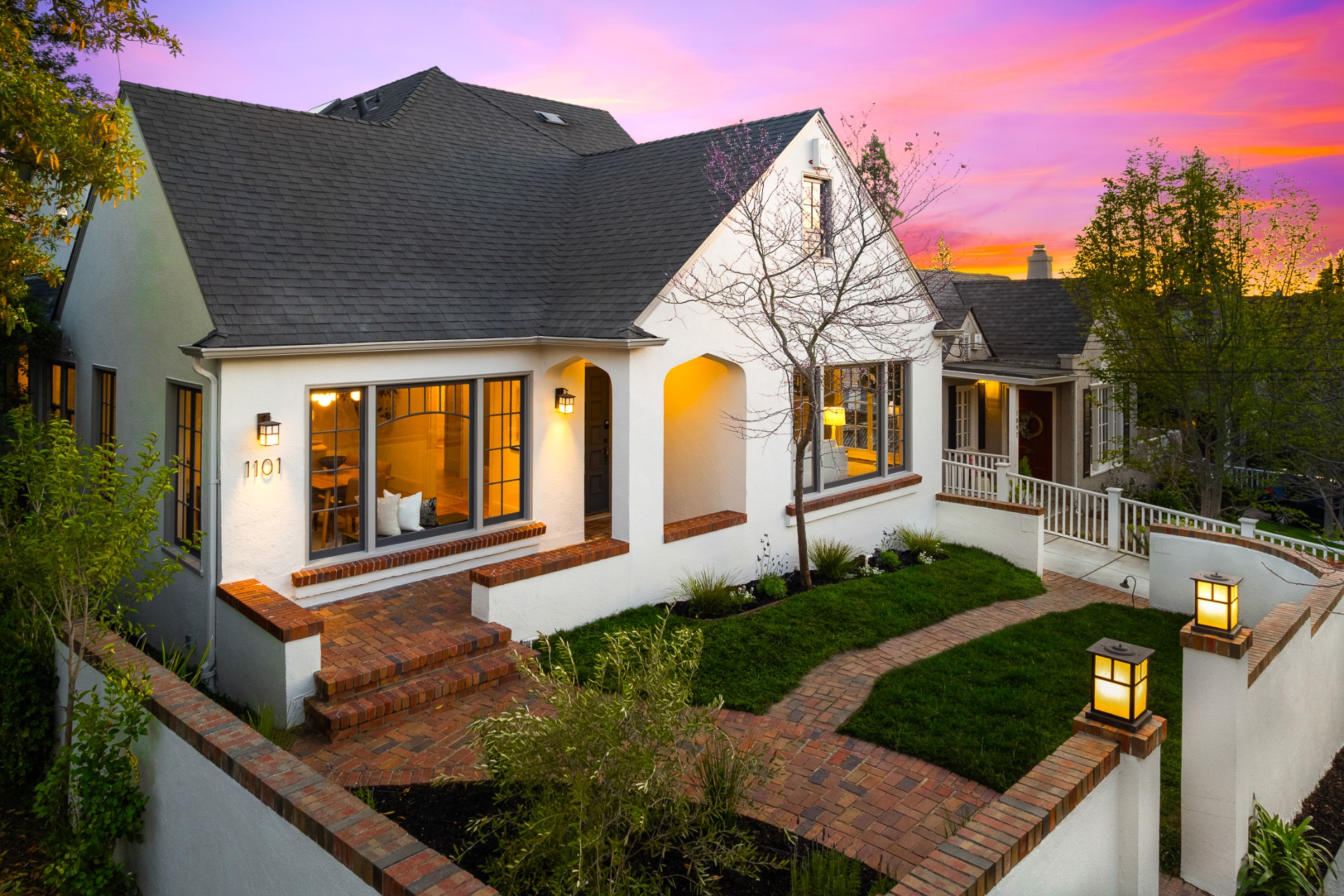 Listing Featured Photo